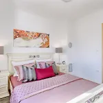 Erin 아파트 *